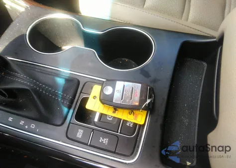 2019 Kia Sorento Ex/Ex Sport z USA, uszkodzony, nr VIN 5XYPHDA57KG477885